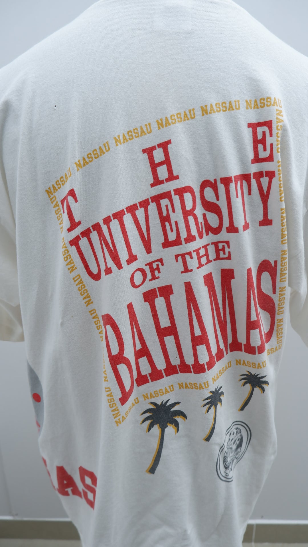 Vintage University Of Bahamas Nassau All Over Print Single Stitch T-Shirt Made In USA