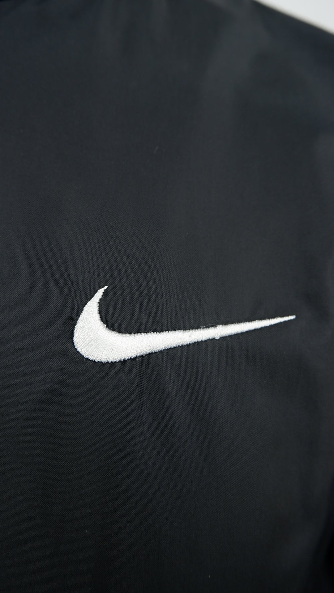 Youth Boys Embroidered Nike Logo Full Zip Vintage Windbreaker Jacket