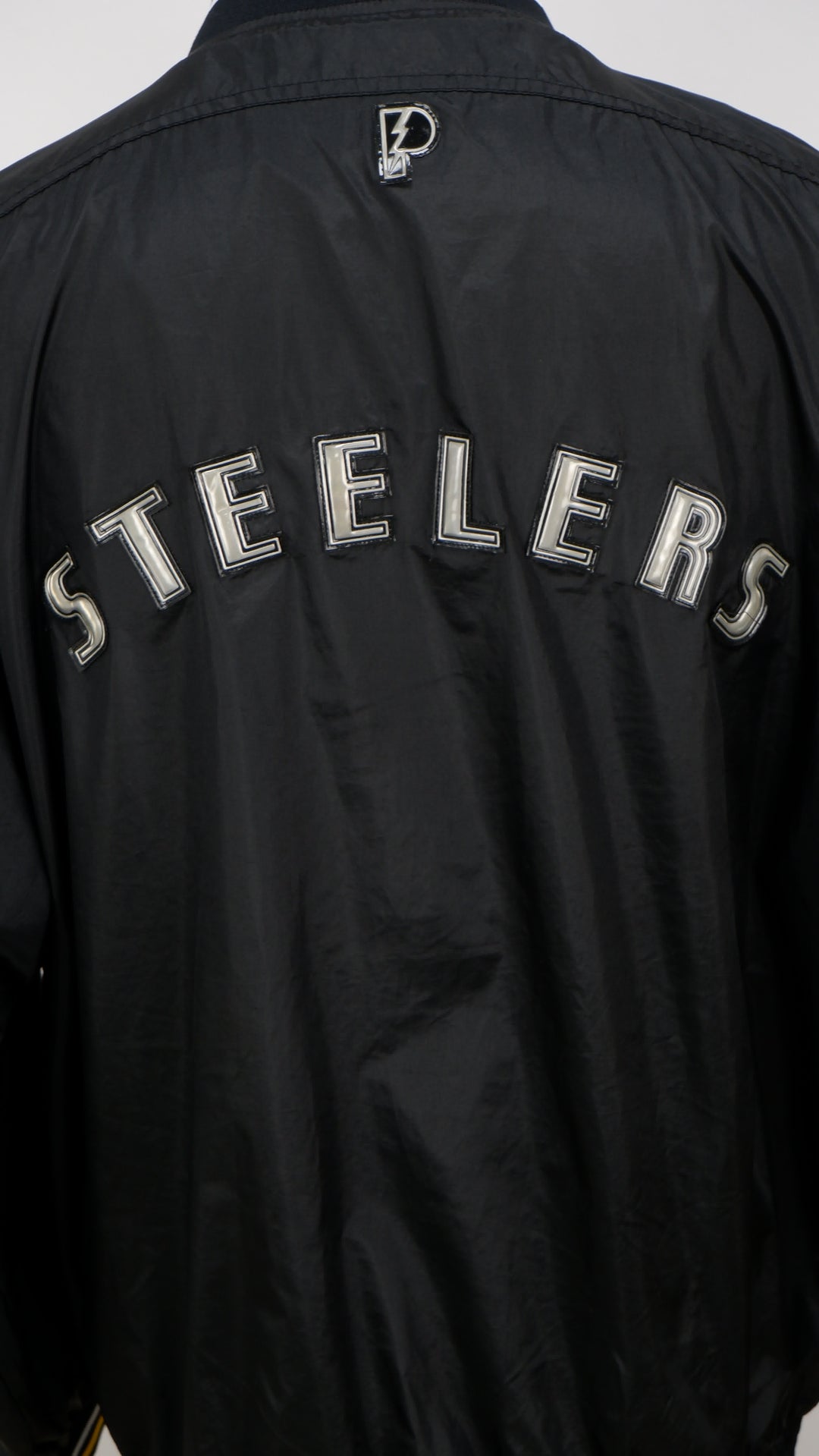 Pro Player Steelers Snap Button VTG Windbreaker Jacket