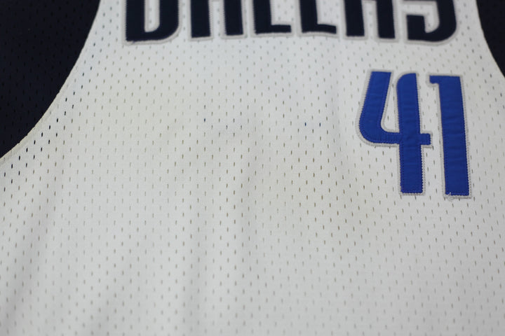 Vintage Dallas Dirk Nowitzki #41 NBA Jersey