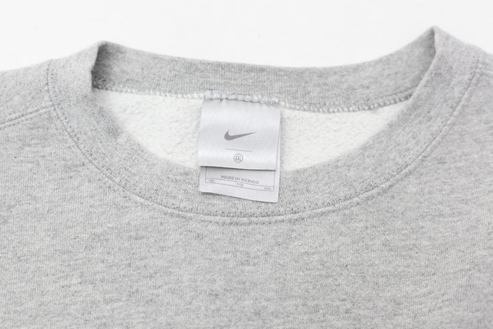 Vintage Nike 2000's Swoosh Embroidered Crewneck Sweatshirt