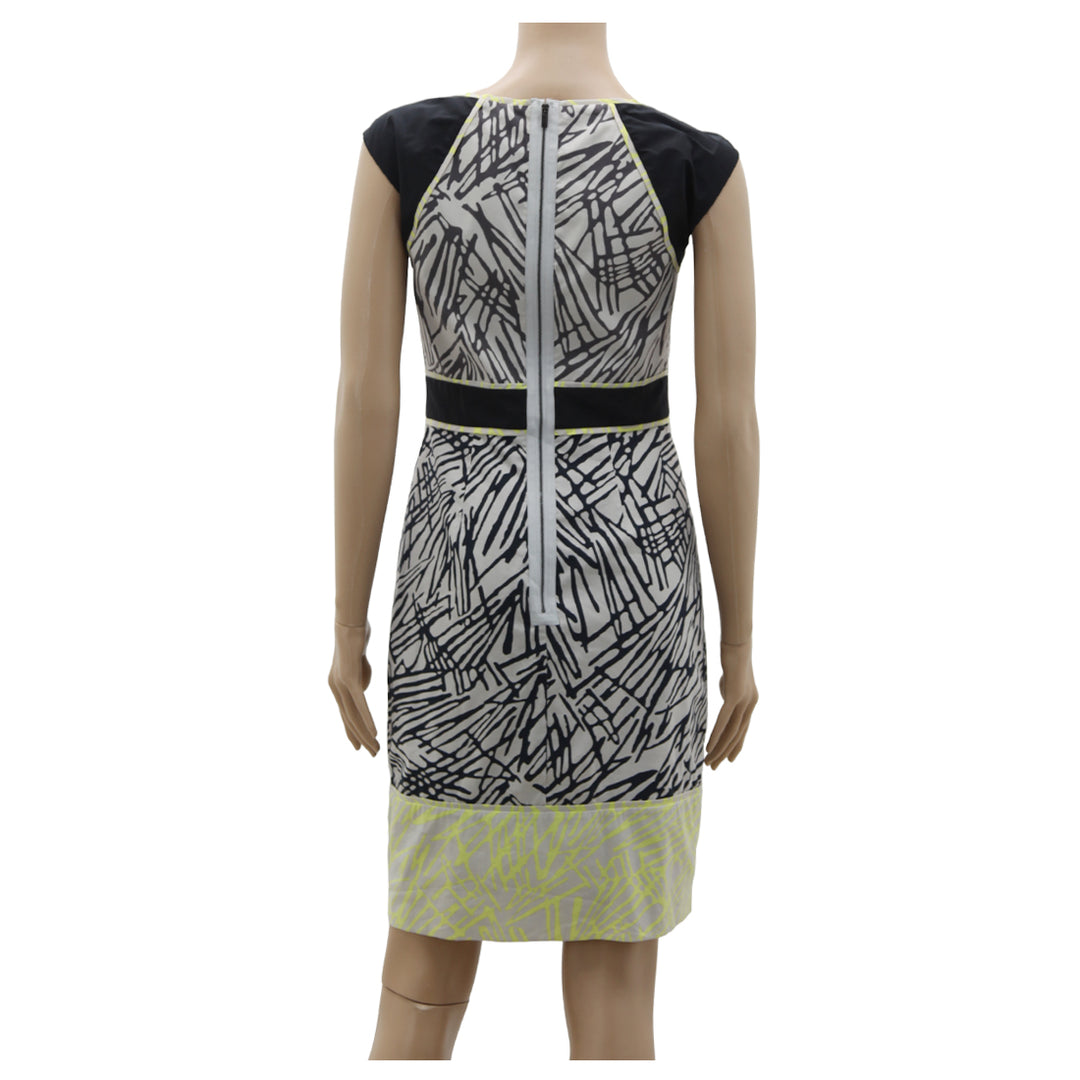 Ladies BCBG Maxazria Sleeveless Printed Dress