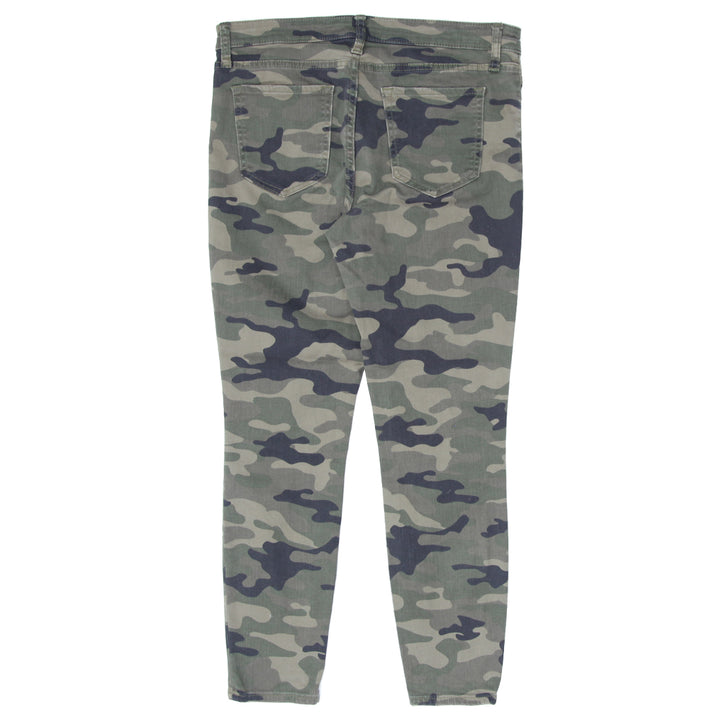 Ladies Gap Camo Pants