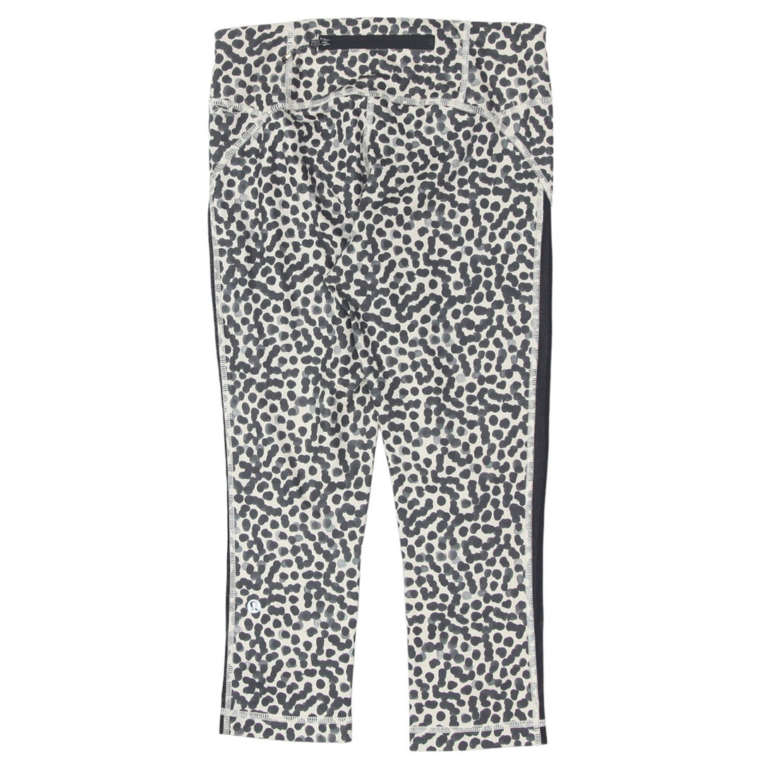 Ladies Lululemon Printed Capri Leggings